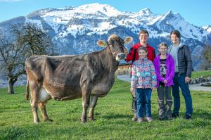 BLUEEMLI CH 120.0380.6902.1 Gander-Hubler Christian  Anja BVCH25409